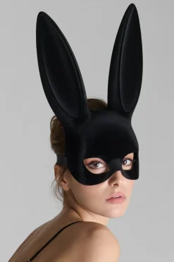 Maison Close BunnyMasque lapin velours avec pompon