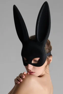 Maison Close BunnyMasque lapin velours avec pompon