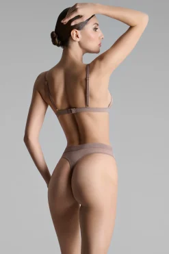 Maison Close Corps à CorpsString taille haute