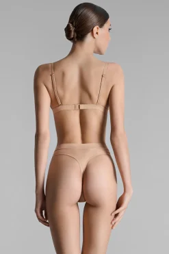 Maison Close Corps à CorpsString taille haute